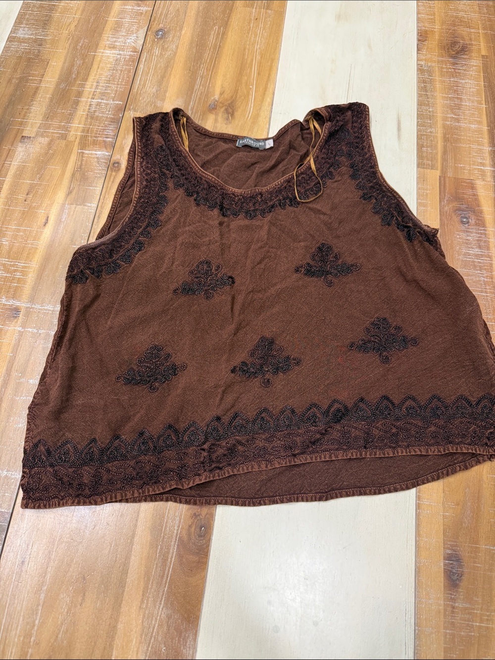 EARTHBOUND Chocolate Brown Sleeveless Embroidered Camisole